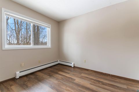 Tiny photo for 1206 Woodrich Cr CIR, Duluth, MN 55811 (MLS # 6124966)
