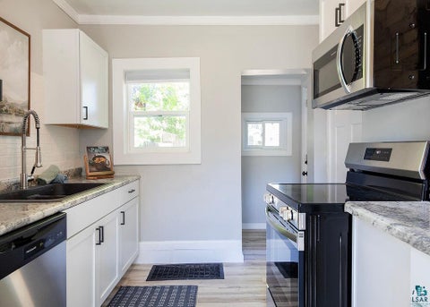 Tiny photo for 1536 N 8th Ave E AVE, Duluth, MN 55805 (MLS # 6126358)