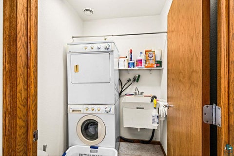 Tiny photo for 4936 Tomak Rd, Duluth, MN 55811 (MLS # 6126417)