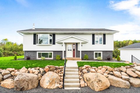 Tiny photo for 5148 Martin Rd, Hermantown, MN 55811 (MLS # 6122207)