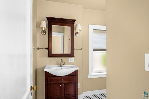 Tiny photo for 2816 E 1st St, Duluth, MN 55812 (MLS # 6127516)