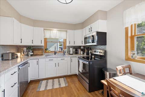 Tiny photo for 3926 3rd Ave E AVE, Hibbing, MN 55746 (MLS # 6126267)