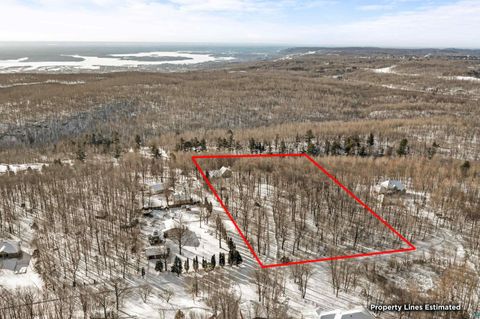 Tiny photo for 4750 Mary Lane Dr, Hermantown, MN 55811 (MLS # 6123973)