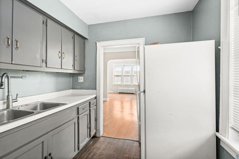 Tiny photo for 1127 E 3rd St, Duluth, MN 55805 (MLS # 6125077)