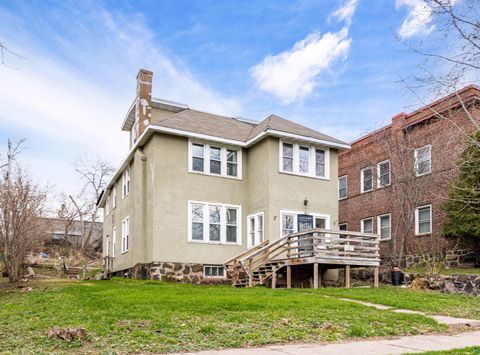 Photo of 1127 E 3rd St, Duluth, MN 55805 (MLS # 6125077)
