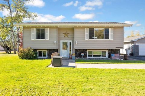 Photo of 3605 Lindahl Rd, Hermantown, MN 55810 (MLS # 6122866)