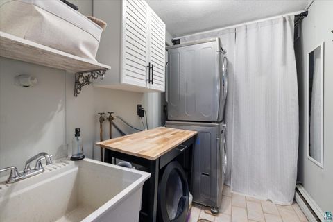Tiny photo for 2810 Exhibition Dr, Duluth, MN 55811 (MLS # 6125574)