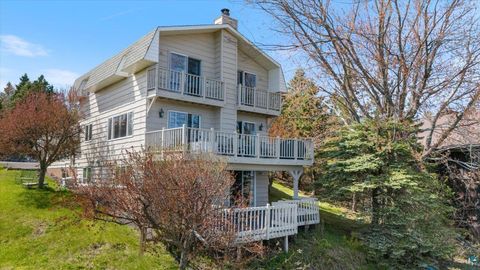 Tiny photo for 2810 Exhibition Dr, Duluth, MN 55811 (MLS # 6125574)