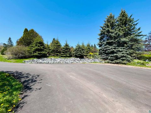 Tiny photo for 2810 Exhibition Dr, Duluth, MN 55811 (MLS # 6125574)