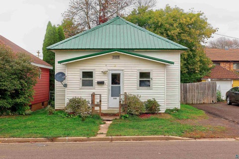 Photo of 112 17th Ave W AVE, Ashland, WI 54806 (MLS # 6128246)