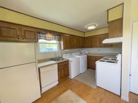 Tiny photo for 53 Banks Blvd, Silver Bay, MN 55614 (MLS # 6125582)