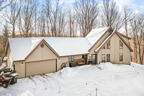 Tiny photo for 4750 Mary Lane Dr, Hermantown, MN 55811 (MLS # 6123540)
