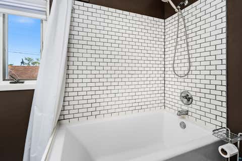 Tiny photo for 619 N 42nd Ave W, Duluth, MN 55807 (MLS # 6127228)
