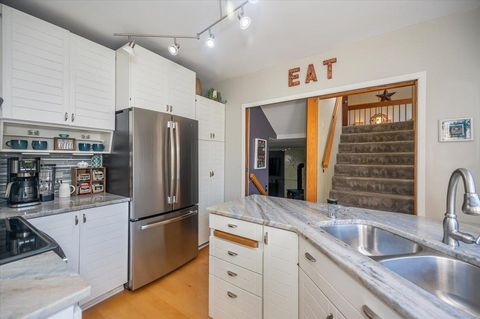 Tiny photo for 4111 W Arrowhead Rd, Duluth, MN 55811 (MLS # 6122107)