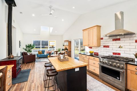 Tiny photo for 2743 Doe Rd, Duluth, MN 55804 (MLS # 6123009)