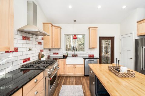 Tiny photo for 2743 Doe Rd, Duluth, MN 55804 (MLS # 6123009)