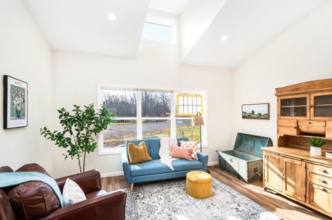 Tiny photo for 2743 Doe Rd, Duluth, MN 55804 (MLS # 6123009)