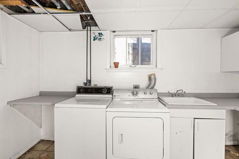 Tiny photo for 1816 E 6th St, Duluth, MN 55812 (MLS # 6123022)