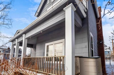 Tiny photo for 2101 E 1st St, Duluth, MN 55812 (MLS # 6123494)