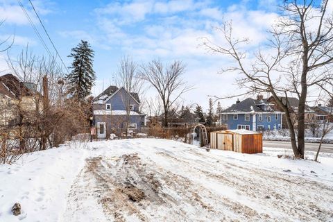 Tiny photo for 2101 E 1st St, Duluth, MN 55812 (MLS # 6123494)