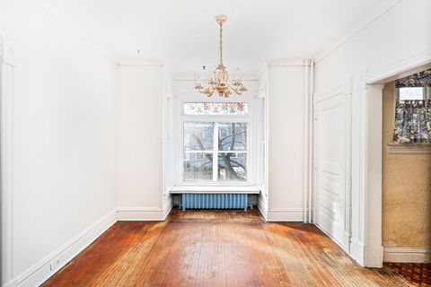 Tiny photo for 2101 E 1st St, Duluth, MN 55812 (MLS # 6123494)