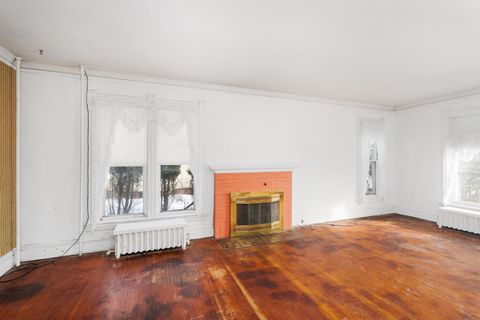 Tiny photo for 2101 E 1st St, Duluth, MN 55812 (MLS # 6123494)