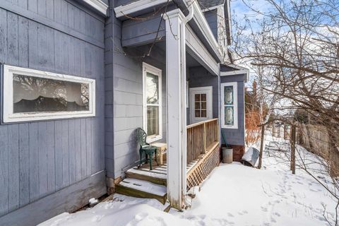 Tiny photo for 2101 E 1st St, Duluth, MN 55812 (MLS # 6123494)