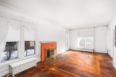 Tiny photo for 2101 E 1st St, Duluth, MN 55812 (MLS # 6123494)