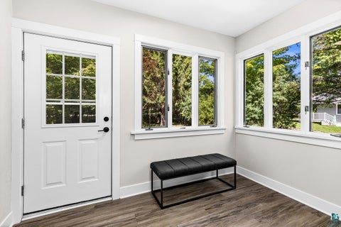Tiny photo for 202 W Austin St, Duluth, MN 55803 (MLS # 6127922)