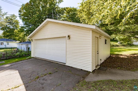 Tiny photo for 202 W Austin St, Duluth, MN 55803 (MLS # 6127922)
