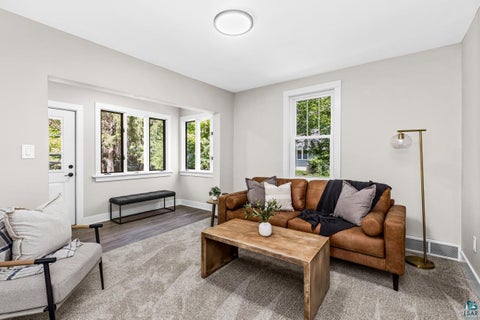 Tiny photo for 202 W Austin St, Duluth, MN 55803 (MLS # 6127922)