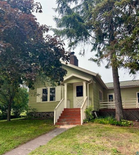 Photo of 4541 London Rd, Duluth, MN 55804 (MLS # 6126812)