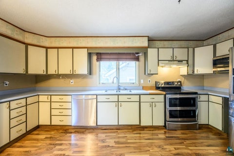 Tiny photo for 2120 W 2nd Ave, Hibbing, MN 55746 (MLS # 6127800)