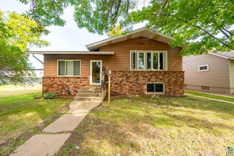 Photo of 2120 W 2nd Ave, Hibbing, MN 55746 (MLS # 6127800)