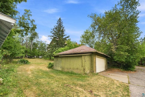 Tiny photo for 2114 E 2nd St, Duluth, MN 55812 (MLS # 6127602)