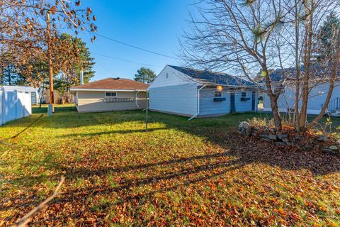 Tiny photo for 31 Garden Cr Cir, Babbitt, MN 55706 (MLS # 6122842)