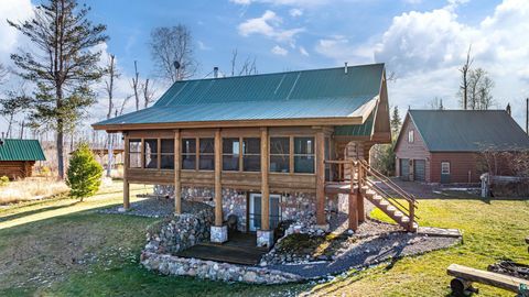 Tiny photo for 2307 N McDougal Ln, Isabella, MN 55731 (MLS # 6124201)