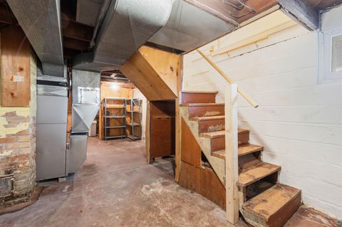 Tiny photo for 3803 W 4th St, Duluth, MN 55807 (MLS # 6125687)