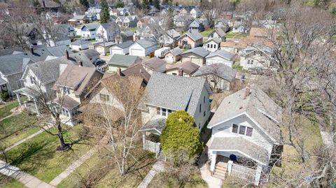Tiny photo for 3803 W 4th St, Duluth, MN 55807 (MLS # 6125687)