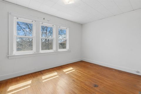 Tiny photo for 3803 W 4th St, Duluth, MN 55807 (MLS # 6125687)