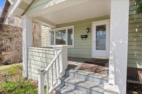 Tiny photo for 3803 W 4th St, Duluth, MN 55807 (MLS # 6125687)