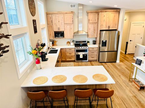 Tiny photo for 8620 Maynard Pl, Duluth, MN 55807 (MLS # 6123674)