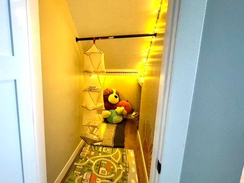 Tiny photo for 8620 Maynard Pl, Duluth, MN 55807 (MLS # 6123674)