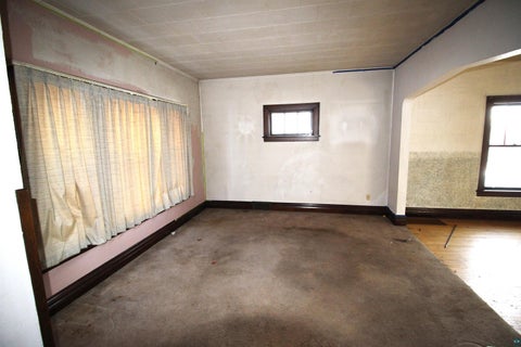 Tiny photo for 623 N 41st Ave W Ave, Duluth, MN 55807 (MLS # 6125735)