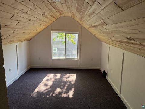 Tiny photo for 334 W Redwing St, Duluth, MN 55803 (MLS # 6125608)