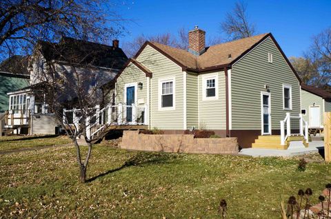 Tiny photo for 4315 E Superior St, Duluth, MN 55804 (MLS # 6122987)