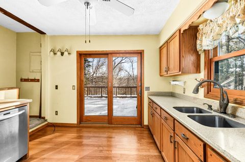 Tiny photo for 302 River Bluff Ave, Sandstone, MN 55072 (MLS # 6123113)