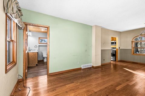 Tiny photo for 302 River Bluff Ave, Sandstone, MN 55072 (MLS # 6123113)