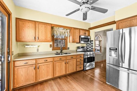 Tiny photo for 302 River Bluff Ave, Sandstone, MN 55072 (MLS # 6123113)