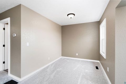 Tiny photo for 4005 W 9th St, Duluth, MN 55807 (MLS # 6125099)